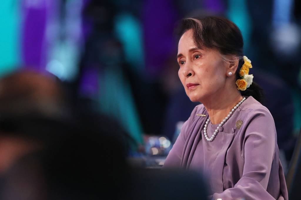 Aung San Suu Kyi, líder do Mianmar, é presa durante golpe militar
