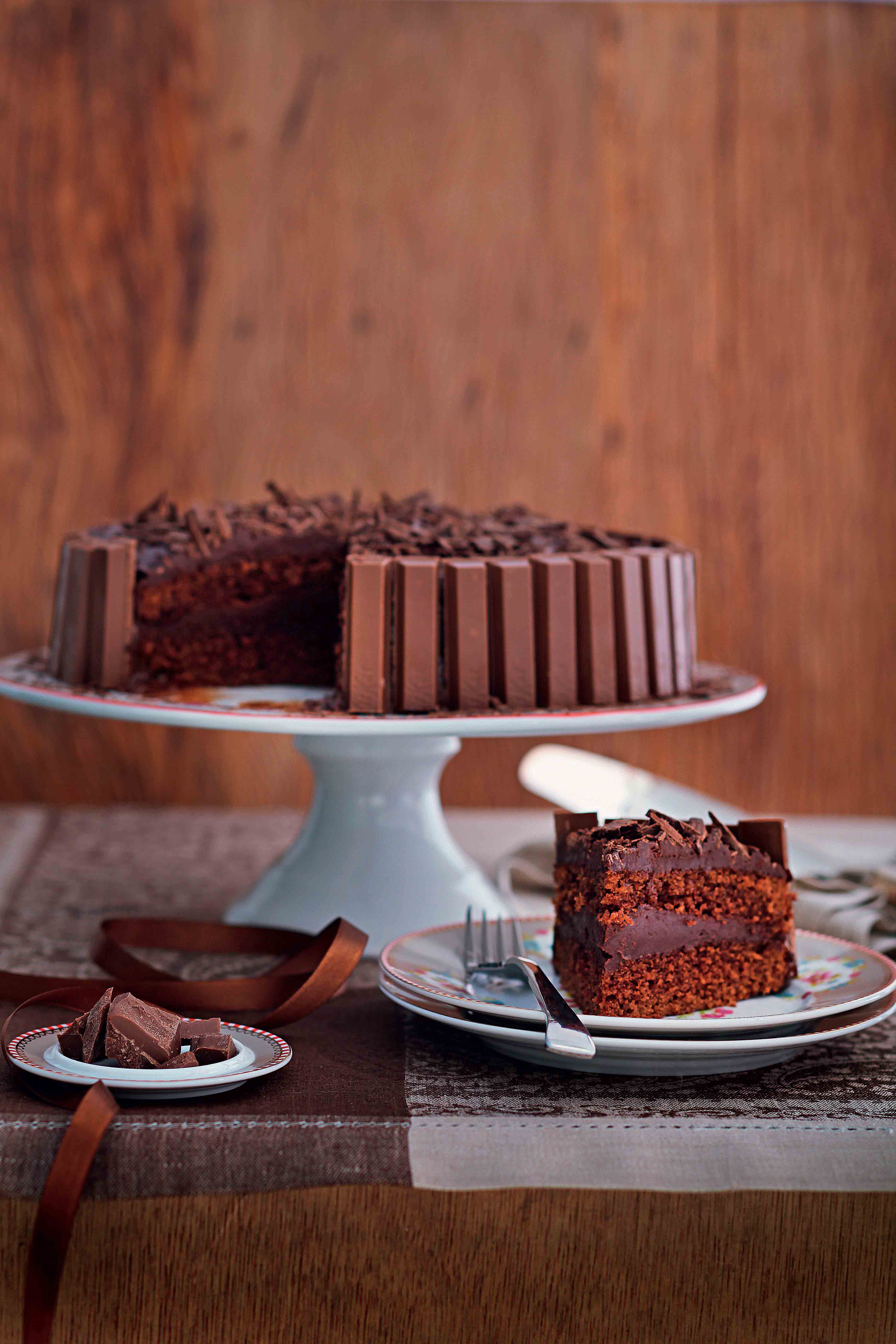 Como fazer Bolo de Chocolate passo a passo  Bolo de chocolate, Fazer bolo  de chocolate, Bolo de chocolate receita