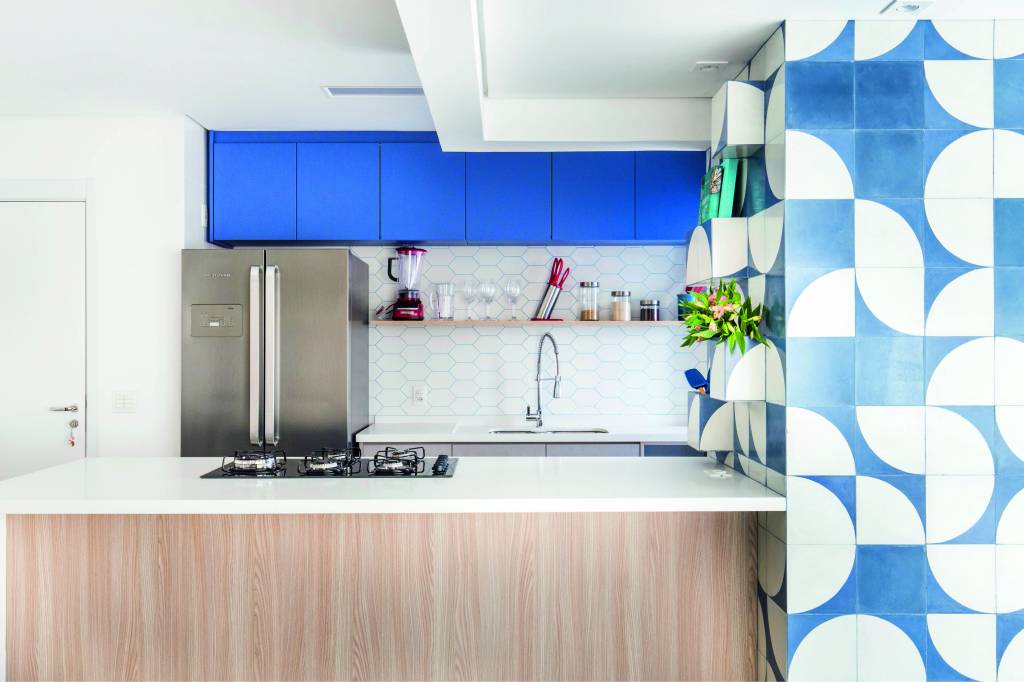 Artesanal e resistente, o ladrilho hidráulico deixa a decoração mais sofisticada