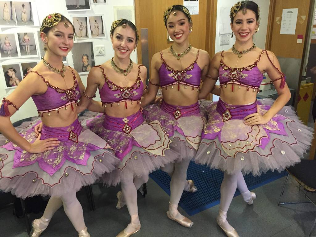Leticia dias e isabella gasparini pessoal Leticia dias e isabella gasparini pessoal