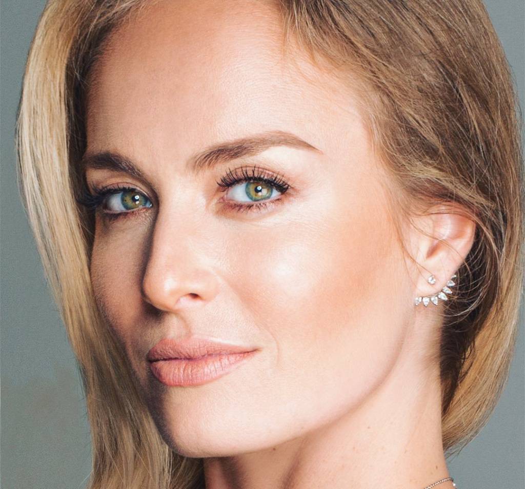 Fora da Globo, Angélica anuncia programa em nova casa