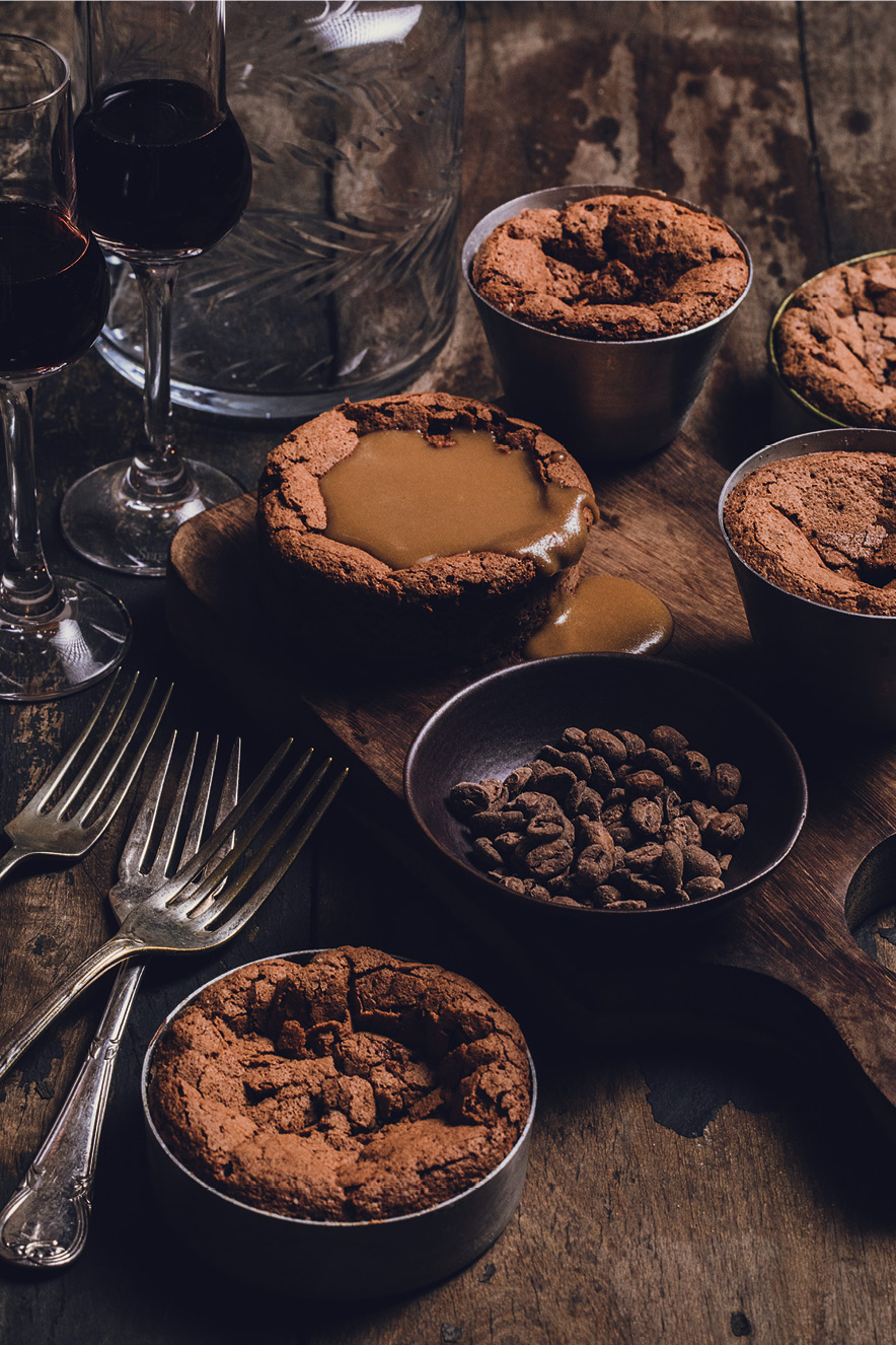 Moro in camicia (bolinho de chocolate com zabaione)