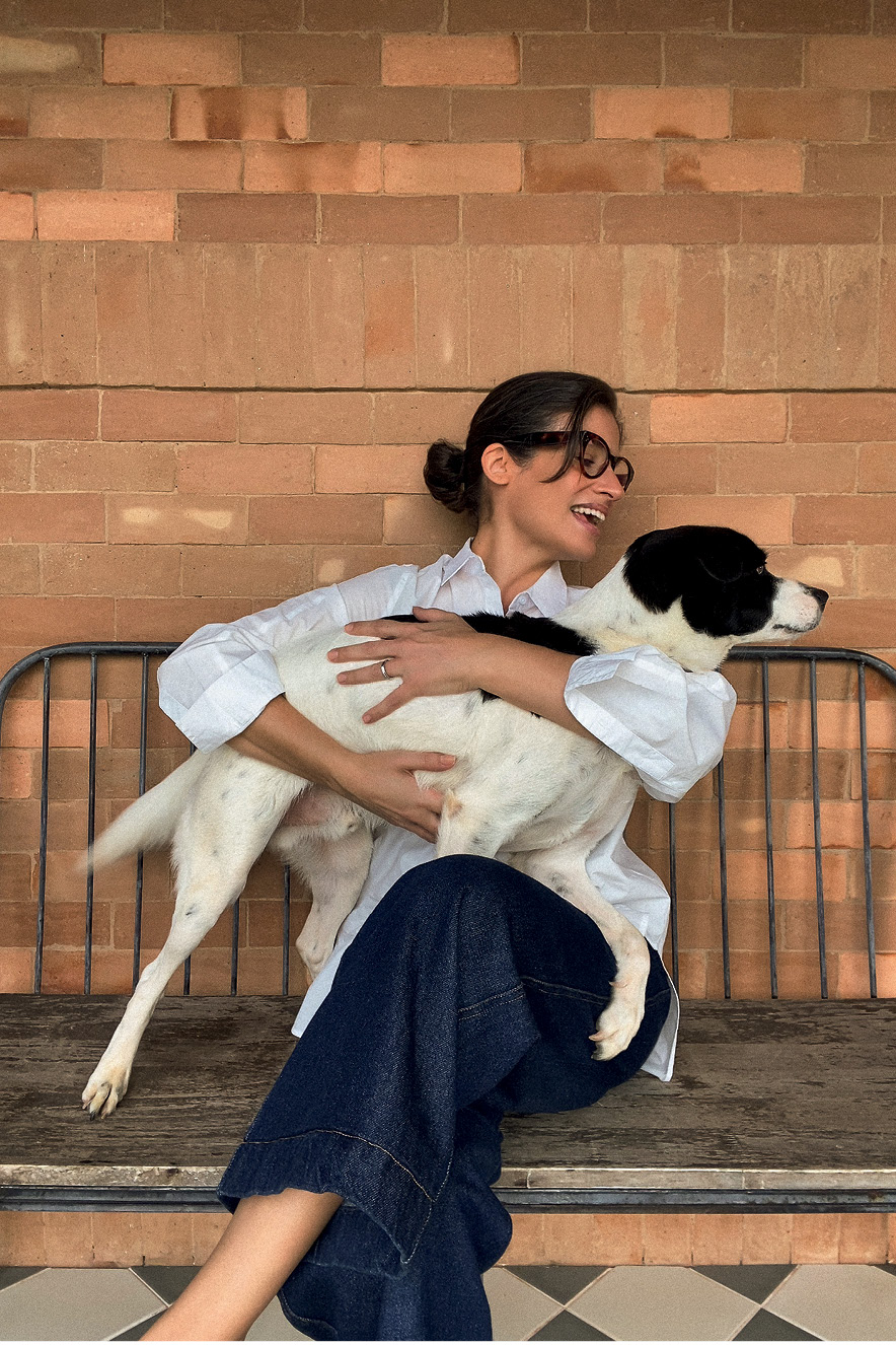 Renata Vasconcellos com cachorro