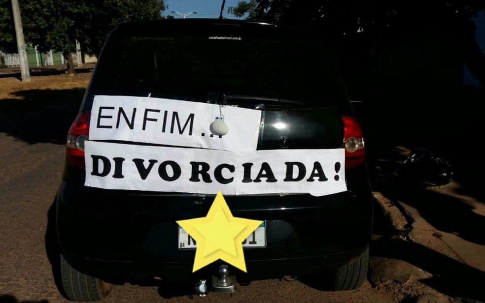 divorciada Daiana Francisca Santos celebra divórcio