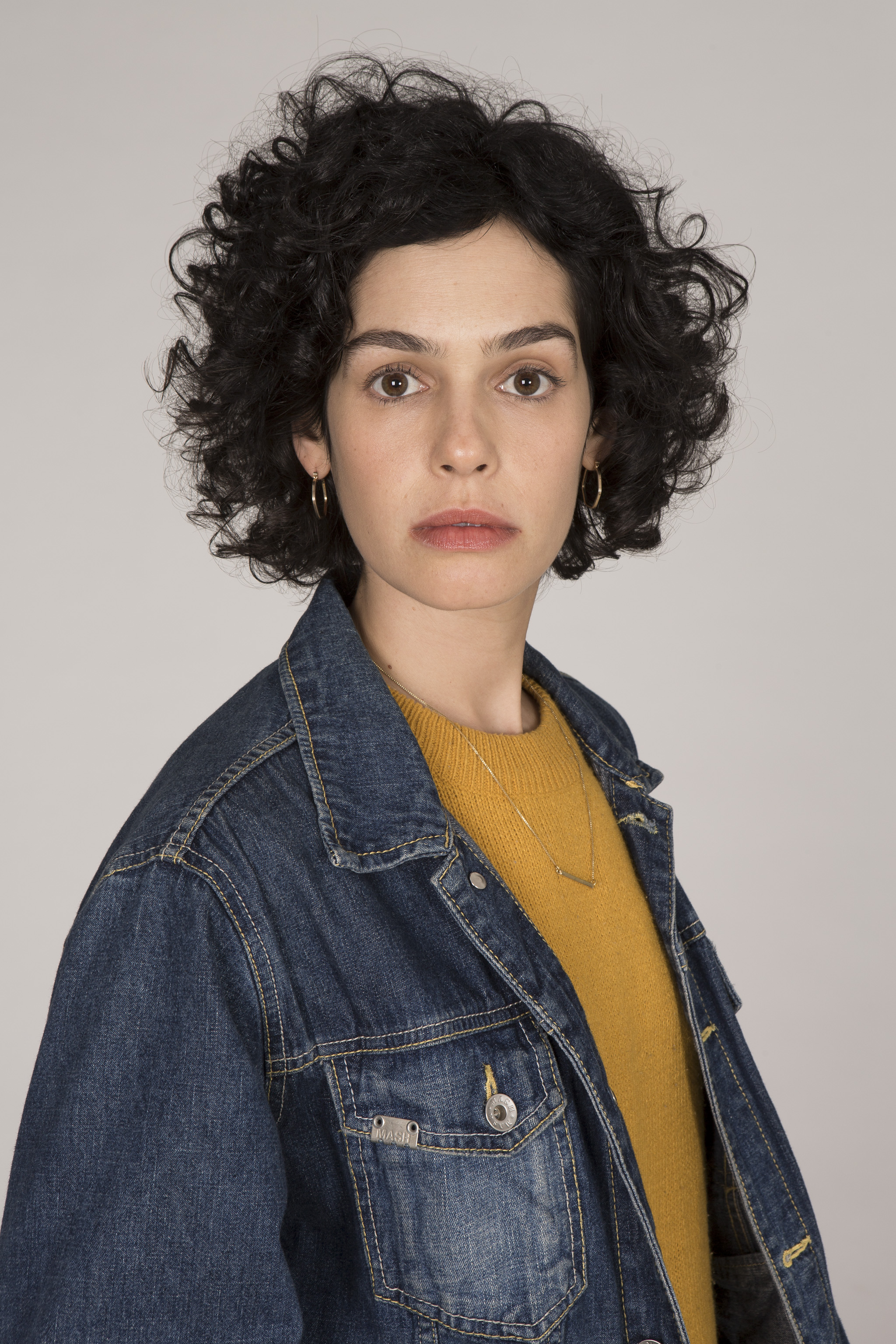 Com Maria Flor, “Os Ausentes”, do HBO Max, é uma série policial à