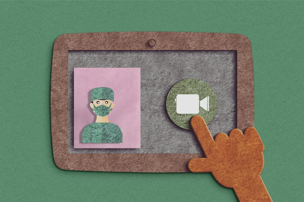 recortes de feltro imitam um tablet com foto do médico e botão de chamada de vídeo