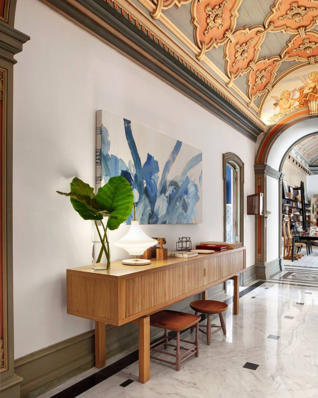 manuca-casacor-rio-de-janeiro-2021 como decorar as paredes com quadros