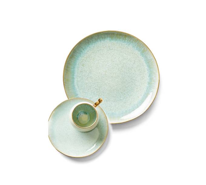 Jogo de jantar de porcelana Perasima, da Anthropologie. O prato raso de 29 cm dediâmetro custa 26 dólares.