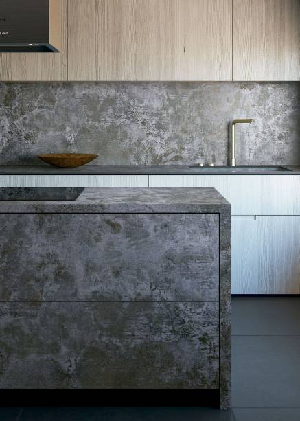 O Dekton (Cosentino), modelo Orix, é feito de minerais naturais. Vendido em placas de 3,20 x 1,44 m, custa a partir de 3 mil reais, o m².