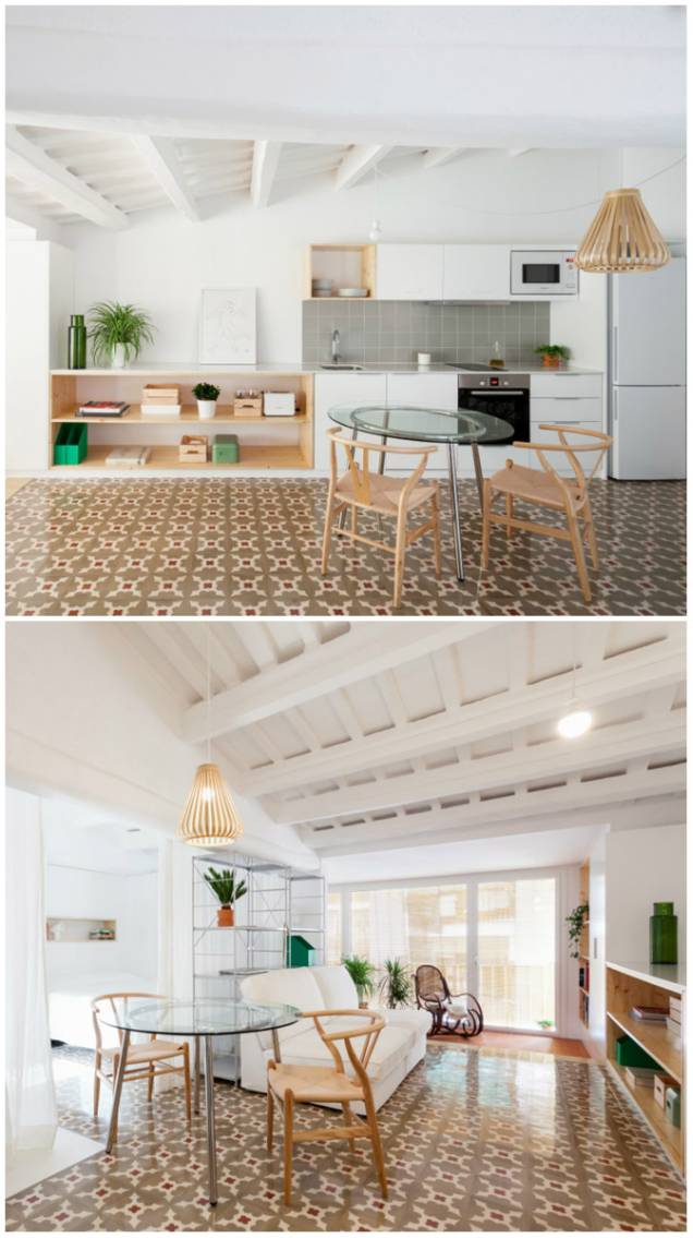 A bancada da cozinha e a estante do estar ficam lado a lado, fixas na parede do apartamento de 45 metros quadrados em Barcelona. O painel de azulejos e a madeira ajudam a criar uma divisão visual entre os dois ambientes. A bancada da cozinha e a estante do estar ficam lado a lado, fixas na parede do apartamento de 45 metros quadrados em Barcelona. O painel de azulejos e a madeira ajudam a criar uma divisão visual entre os dois ambientes.