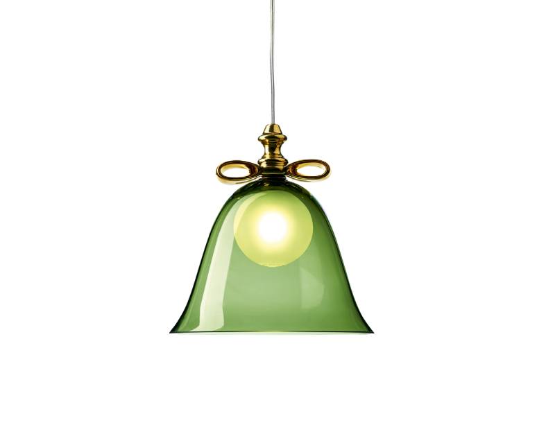 Na luminária Bell (35 cm de diâmetro, 310 dólares), do holandês Marcel Wanders, a cúpula é de vidro, e a estrutura, de cerâmica.