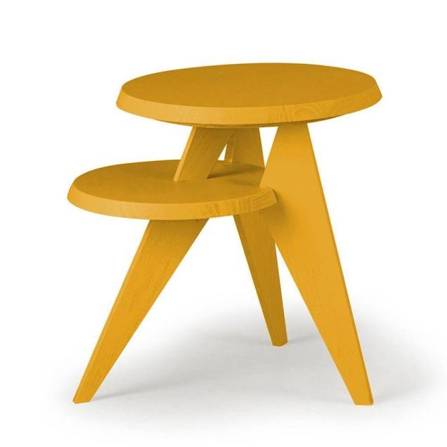 A <a href="https://www.gotoshop.com.br/Moveis/SaladeEstar/MesasLaterias/Mesa-Lateral-Redonda-Esquadros---Amarelo-8217360.html?utm_source=sites&utm_medium=gc_casacom&utm_campaign=gc_materia&utm_content=201702">Mesa Lateral Redonda Esquadros Amarelo</a> custa R$558. A <a href="https://www.gotoshop.com.br/Moveis/SaladeEstar/MesasLaterias/Mesa-Lateral-Redonda-Esquadros---Amarelo-8217360.html?utm_source=sites&utm_medium=gc_casacom&utm_campaign=gc_materia&utm_content=201702">Mesa Lateral Redonda Esquadros Amarelo</a> custa R$558.