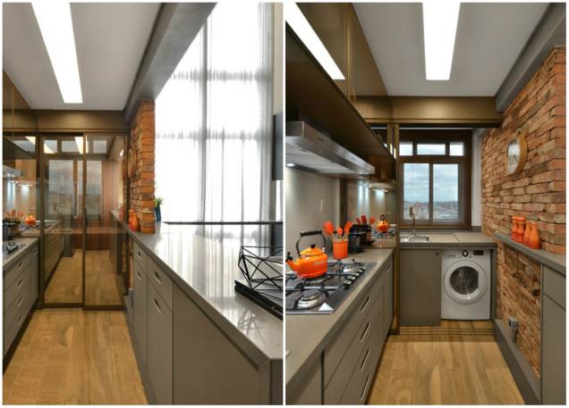 Como a cozinha é integrada à área social do loft, assinado pelo Studio Colnaghi Arquitetura, a minilavanderia fica oculta pelas portas de correr, de vidro espelhado. Como a cozinha é integrada à área social do loft, assinado pelo Studio Colnaghi Arquitetura, a minilavanderia fica oculta pelas portas de correr, de vidro espelhado.