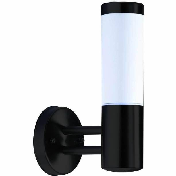 A arandela Led 3W Biv 400K Preto custa R$ 211,39 na <a href="https://www.gotoshop.com.br/decoracao/IluminacaodeCasa/Arandelas/Arandela-Led-3W-Biv-400K-Preto-3959032.html?utm_source=sites&utm_medium=gc_casacom&utm_campaign=gc_materia&utm_content=201704">Loja CASA CLAUDIA</a>