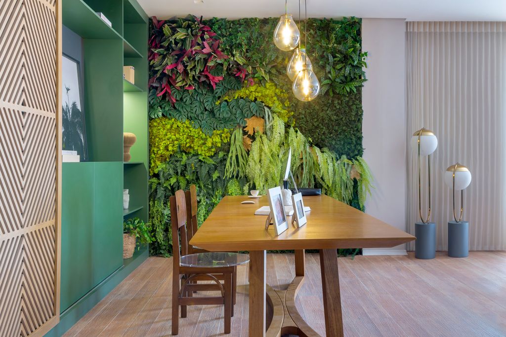 3- ValentinaCraboledda-HomeOfficeEssenziale-EdgarCesar04.jpg-baixa jardim vertical