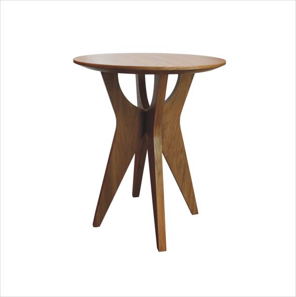 <p style="text-align: justify;">A Mesa Lateral Julia da designer Alessandra Delgado custa R$ 890 na <a href="https://www.gironadesign.com.br/">Girona Design</a></p>