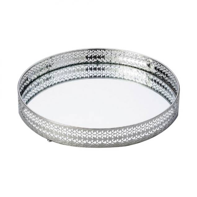 A <a href="https://www.gotoshop.com.br/UtilidadesDomesticas/Bandejas/Bandeja-Espelhada-Redonda-21Cmx4Cm-Lyor-Classic-9476714.html?utm_source=sites&utm_medium=gc_casacom&utm_campaign=gc_materia&utm_content=201705">Bandeja Espelhada Redonda 21x4 cm Lyor Classic</a> custa R$69,99. A <a href="https://www.gotoshop.com.br/UtilidadesDomesticas/Bandejas/Bandeja-Espelhada-Redonda-21Cmx4Cm-Lyor-Classic-9476714.html?utm_source=sites&utm_medium=gc_casacom&utm_campaign=gc_materia&utm_content=201705">Bandeja Espelhada Redonda 21x4 cm Lyor Classic</a> custa R$69,99.