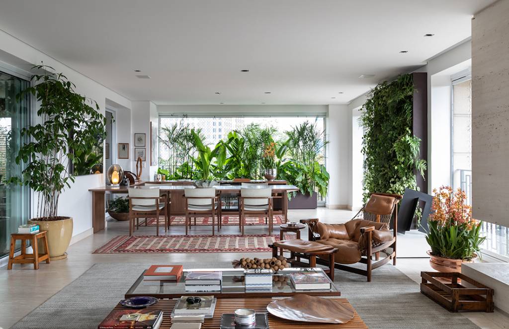 Apartamento amplo com ares de casa e decoração aconchegante