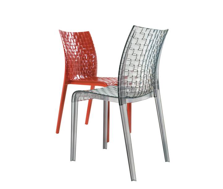 Cadeira Ami Ami, do designer japonês Tokujin Yoshioka para a Kartell.