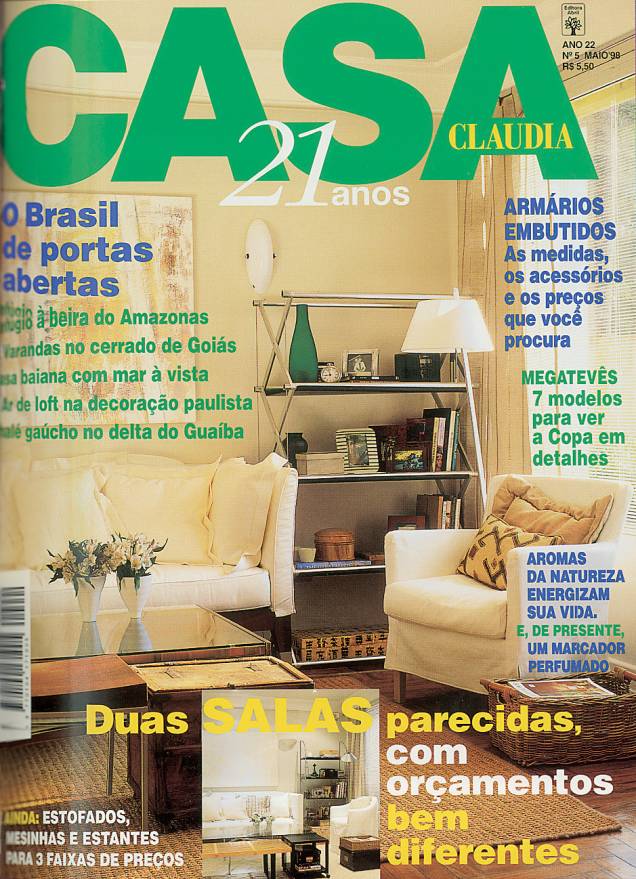 Capa de Casa Claudia edição 440, Edição de Aniversário 21 anos, de maio de 1998. Capa de Casa Claudia edição 440, Edição de Aniversário 21 anos, de maio de 1998.