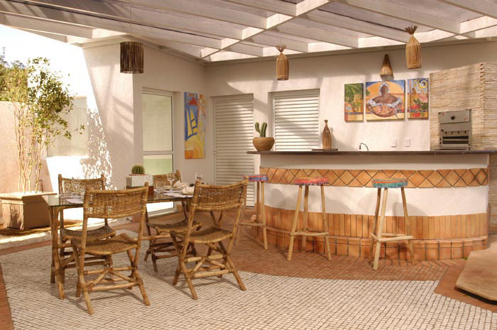 Churrasqueira em varanda, projeto de Marcelo de Morais para a Casa Cor Interior 2006.