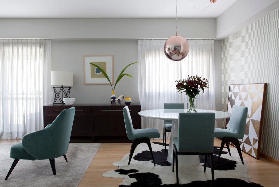 O Apartamento Brooklin, do arquiteto Robert Robl, é o vencedor da categoria Uso da Cor, apresentada por Tintas Coral.