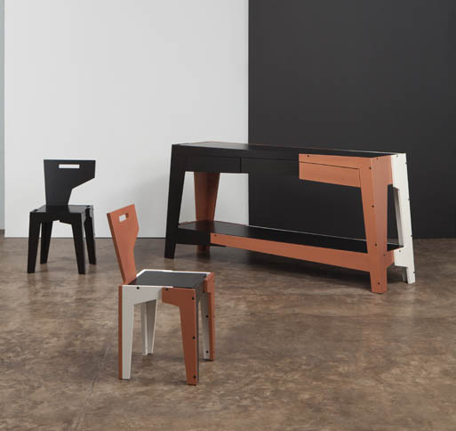 O Aparador/Buffet mede 90x196x48 cm e vem no acabamento cobre/preto. O Aparador/Buffet mede 90x196x48 cm e vem no acabamento cobre/preto.