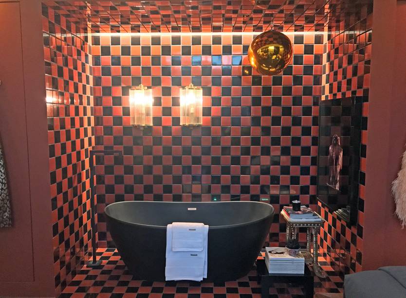 Michel Safatle - Loft Eu + Tu + Elas Michel Safatle - Loft Eu + Tu + Elas