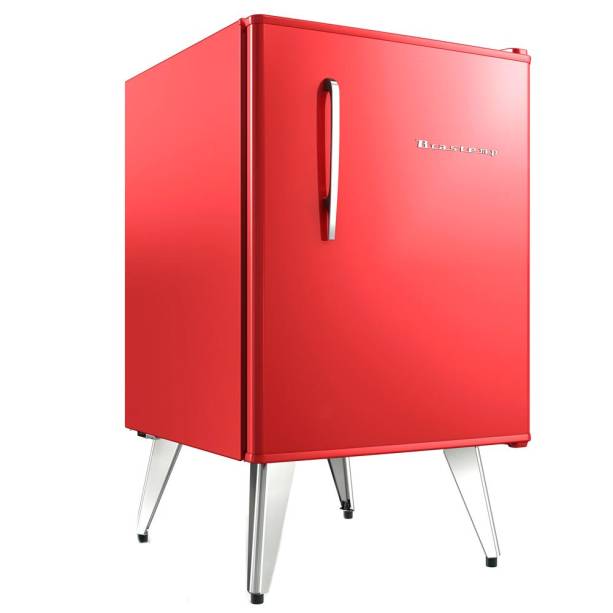 O <a href="https://www.gotoshop.com.br/Eletrodomesticos/GeladeiraeRefrigerador/Frigobar/Brastemp-Mini-Refrigerador-Brastemp-1-Porta-Retro-BRA08-76L-Vermelho-85876.html?utm_source=sites&utm_medium=gc_casacom&utm_campaign=gc_materia&utm_content=201704">Mini Refrigerador Brastemp 1 Porta Retrô BRA08 76L Vermelho 110V</a> custa R$1299.