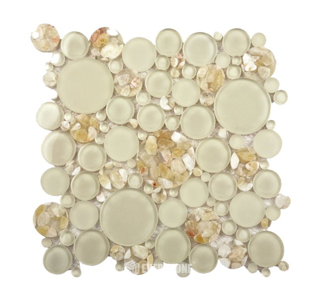 O revestimento Aquastone Onyx Bubbles Glossy Mosaic é da Everstone.