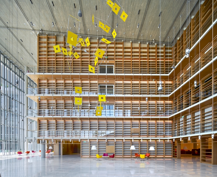 Stavros Niarchos Foundation Cultural Center, por Renzo Piano Building Workshop com BETAPLAN na Grécia.