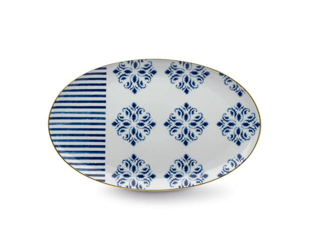 Leva a assinatura de Brunno Jahara a travessa Transatlântica (78 x 49 cm), da Vista Alegre. De porcelana, custa 556 reais na Began. Leva a assinatura de Brunno Jahara a travessa Transatlântica (78 x 49 cm), da Vista Alegre. De porcelana, custa 556 reais na Began.
