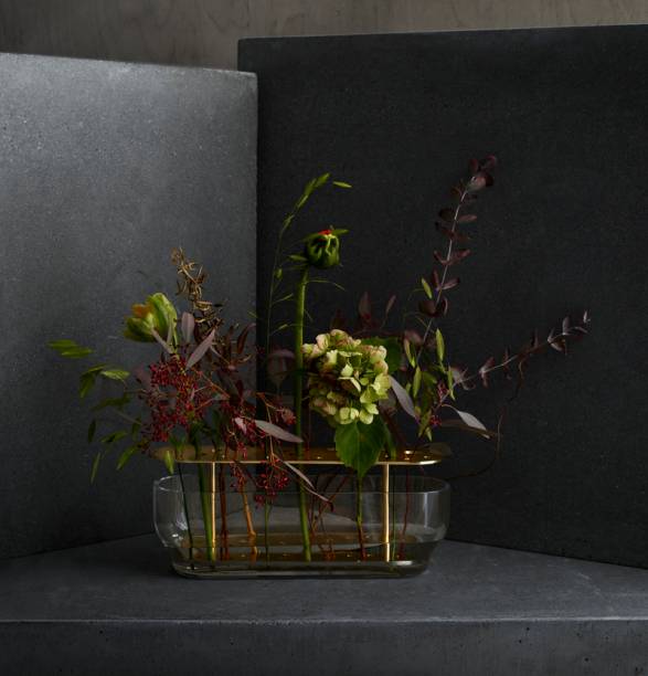 Vaso Ikebana Long, da Fritz Hansen.