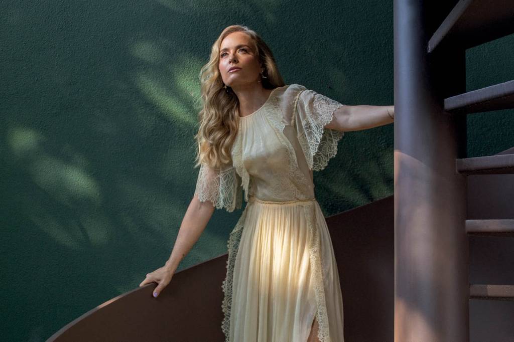 A revolução de Angélica: novo programa, saída da Globo e menopausa precoce