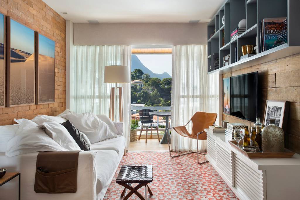 Apartamento no Leblon assinado pela BEZAMAT ARQUITETURA – como escolher sofá