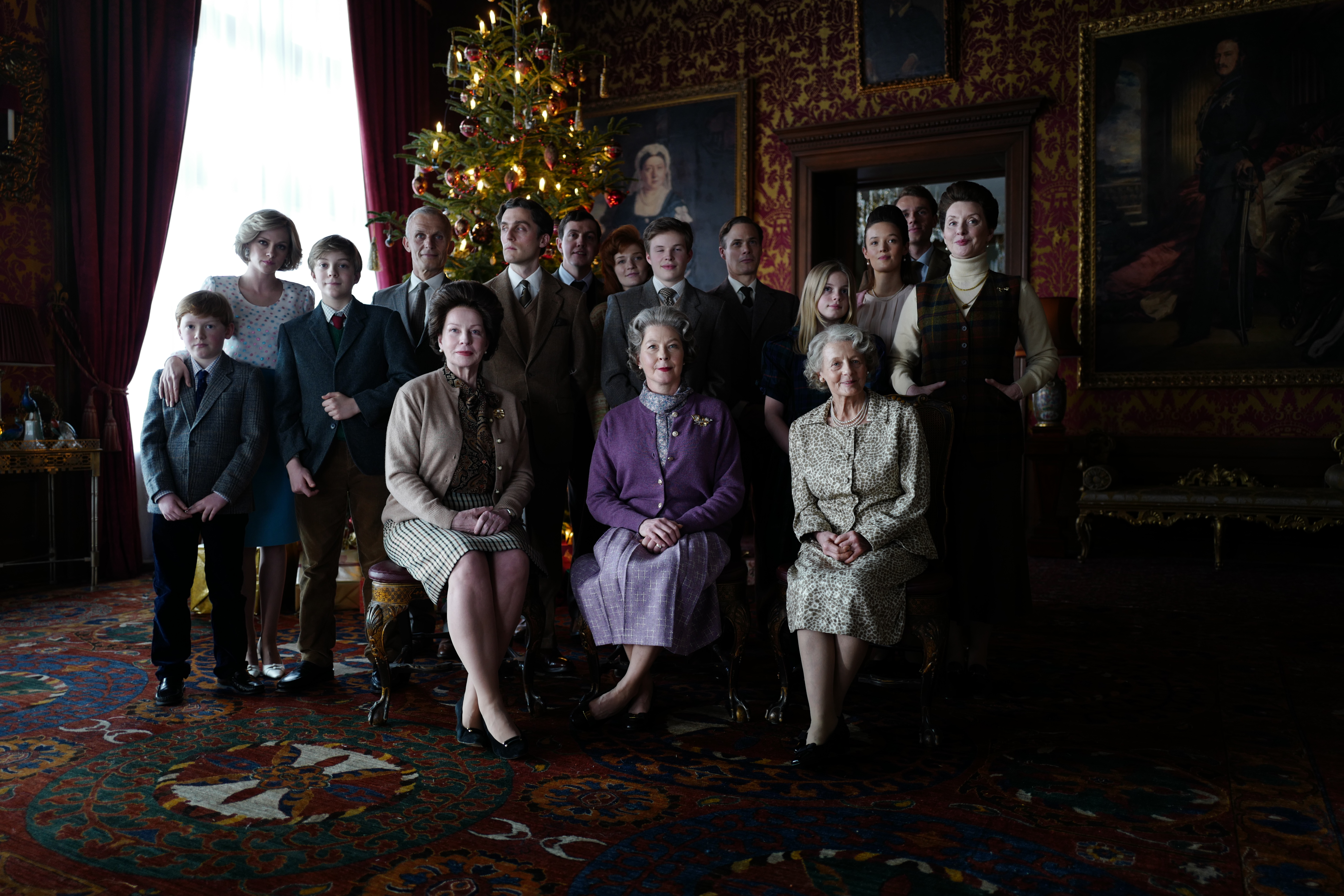 A Família Real britânica retratada em 'Spencer'