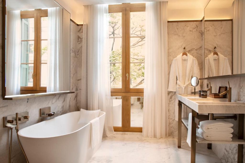 332924358 banheiro Hotel Rosewood