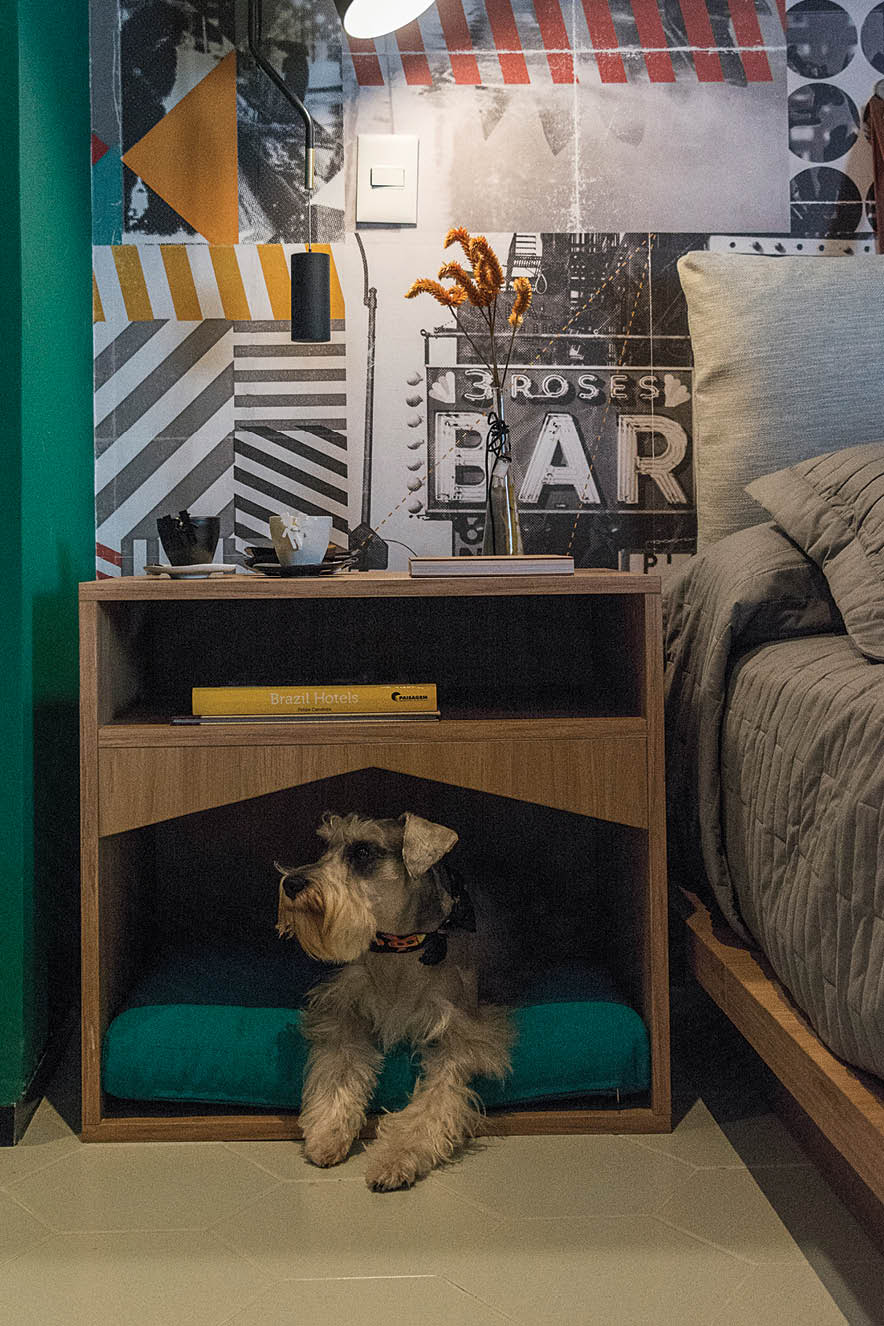 Decoração pets Mesa de cabeceira adaptada para cachorro - decoração para pets