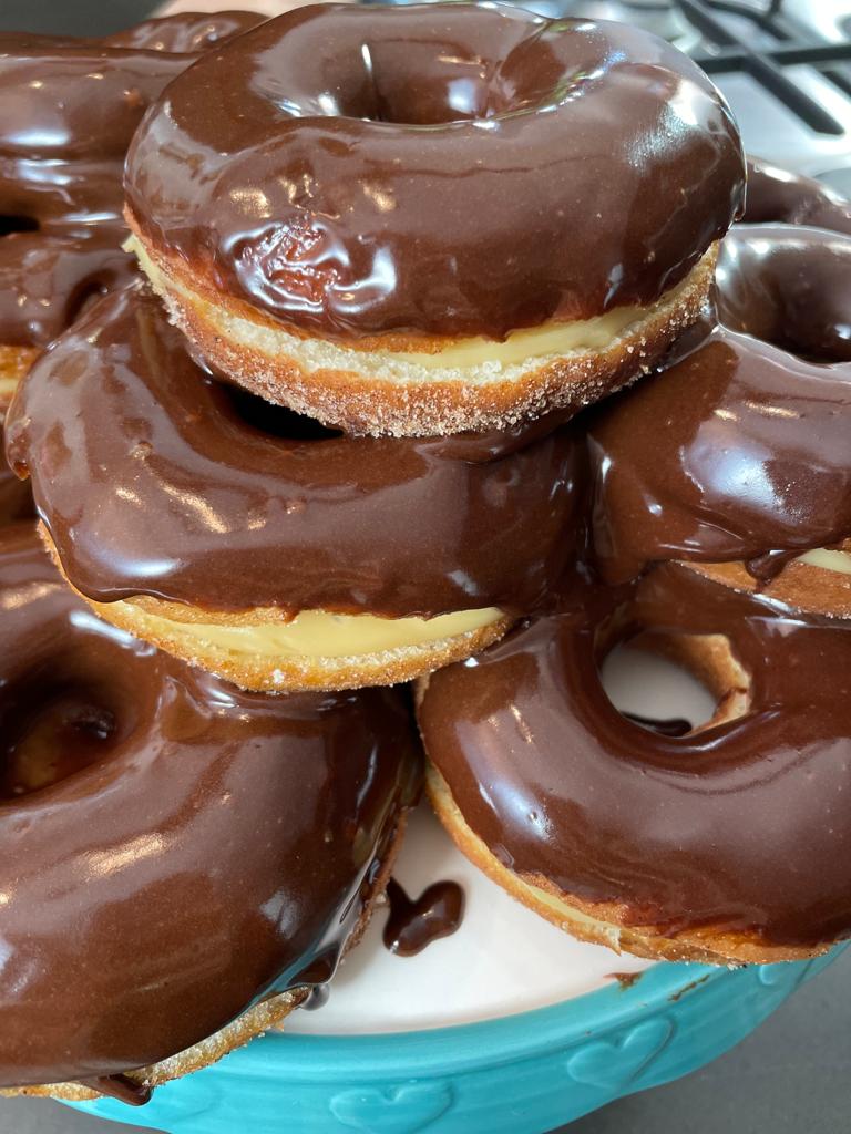 Donuts dois chocolates Donuts dois chocolates