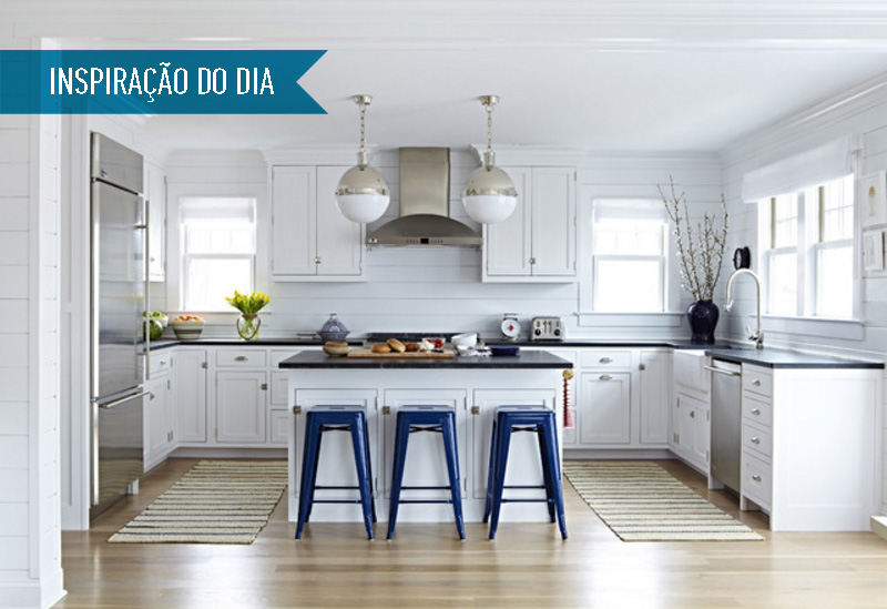 01-inspiracao-do-dia-cozinha-branca-e-azul-com-decor-nautico