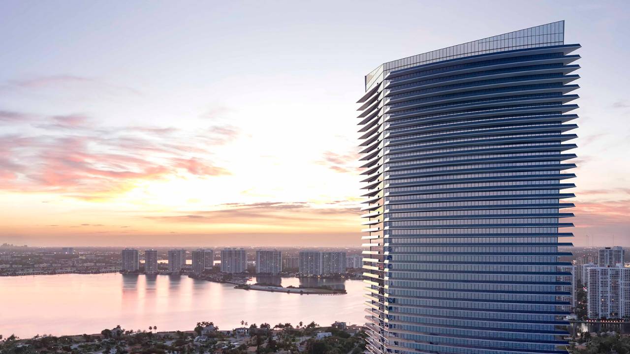 Na área de Sunny Isles, o prédio terá 308 unidades – os preços começam em 3,5 milhões de dólares