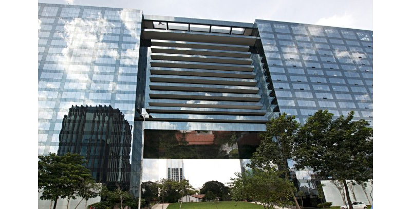 02-edificio-patio-victor-malzoni