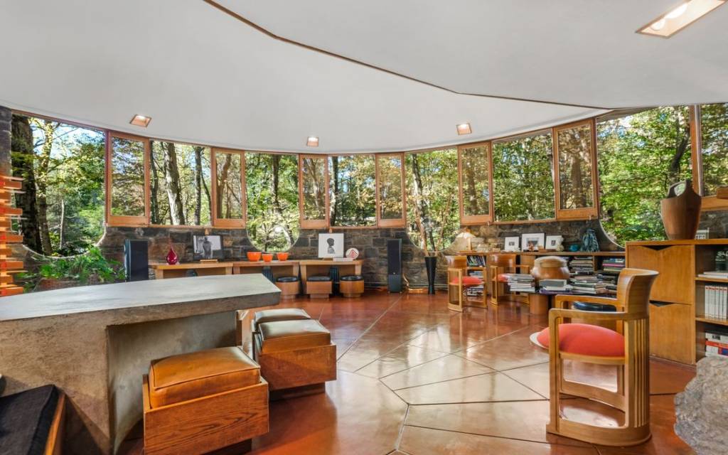 Casa de Frank Lloyd Wright com formato de cogumelo está à venda