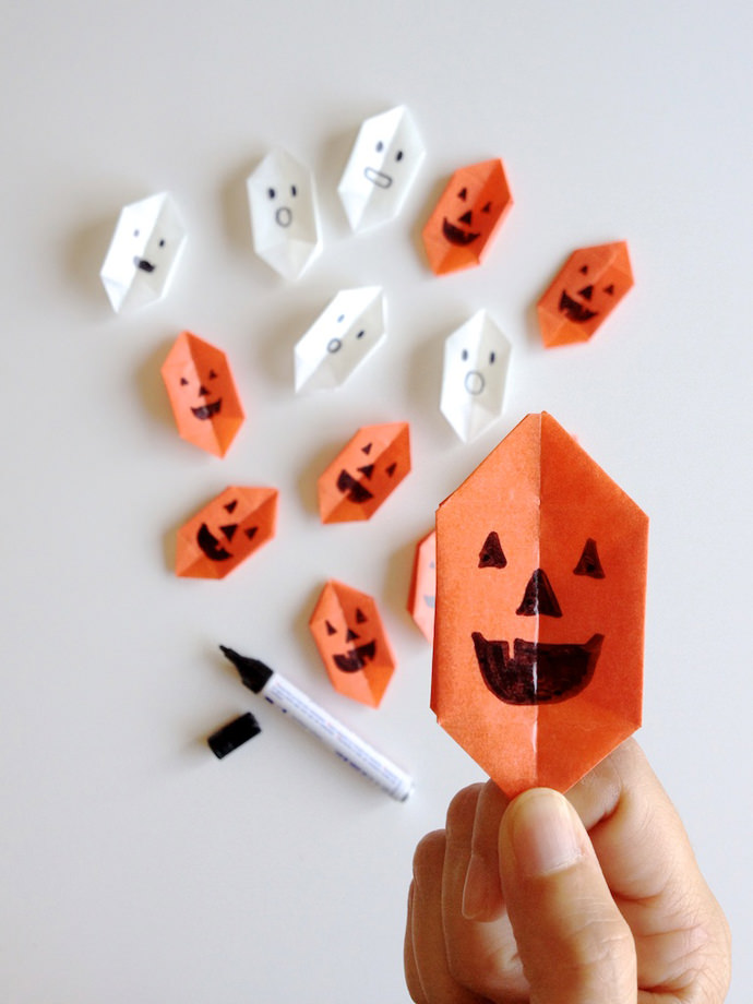 2_origami-pumpkin_step-2-draw-2