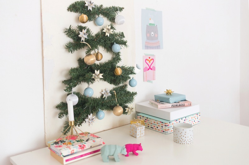 Faça você mesmo: árvore de Natal de parede para espaços pequenos | CLAUDIA Faça você mesmo: árvore de Natal de parede para espaços pequenos | CLAUDIA