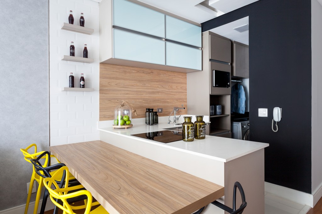 4-inspiracao-do-dia-cozinha-clara-e-moderna-integrada-aos-ambientes
