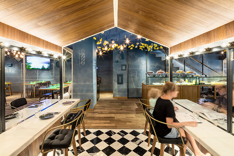 6-restaurante-em-barcelona-imita-vila-espanhola 6-restaurante-em-barcelona-imita-vila-espanhola