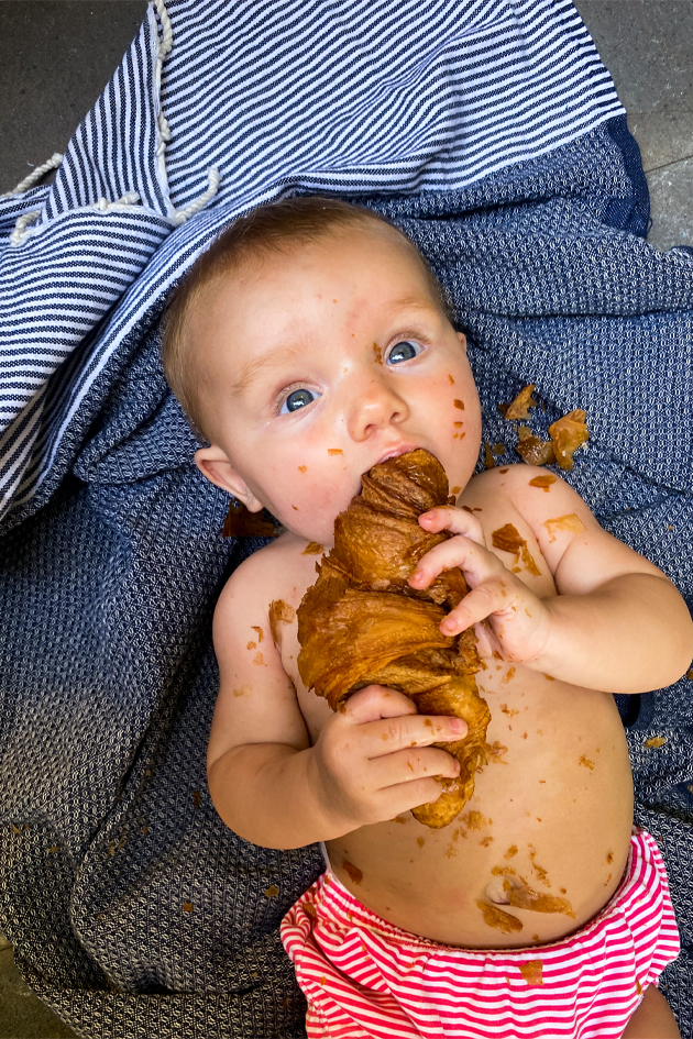 A introdução alimentar foi uma das maiores alegrias maternais de Autumn Sonnichsen. A introdução alimentar foi uma das maiores alegrias maternais de Autumn Sonnichsen.