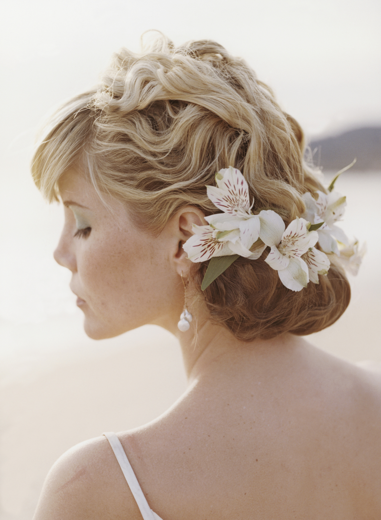 Acessórios de cabelo - arranjo de flores para noiva