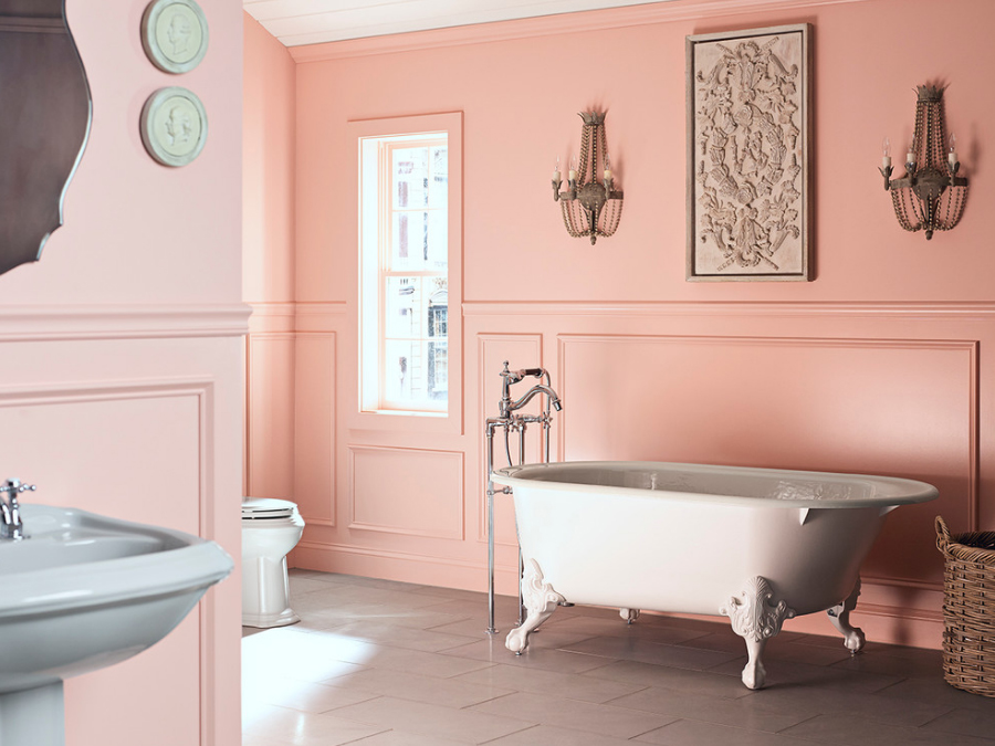 banheir-elegante-rosa-com-banheira-classica-kohler